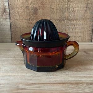 RARE Vintage Edna Barnes Rubina glass juicer/reamer